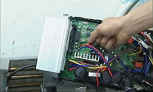 柳城美的空调电话是多少